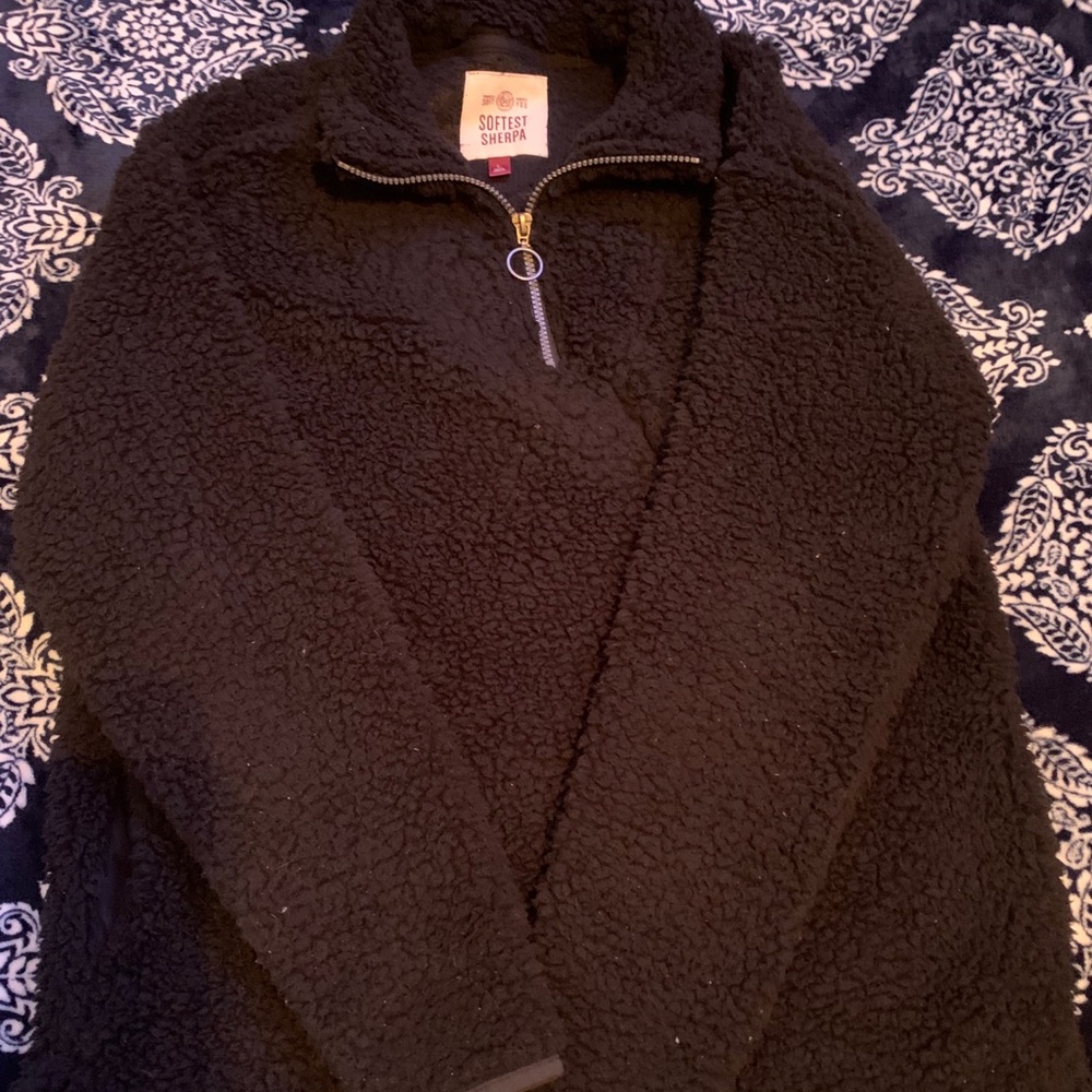 SO Softest Sherpa half zip hoodie size large
